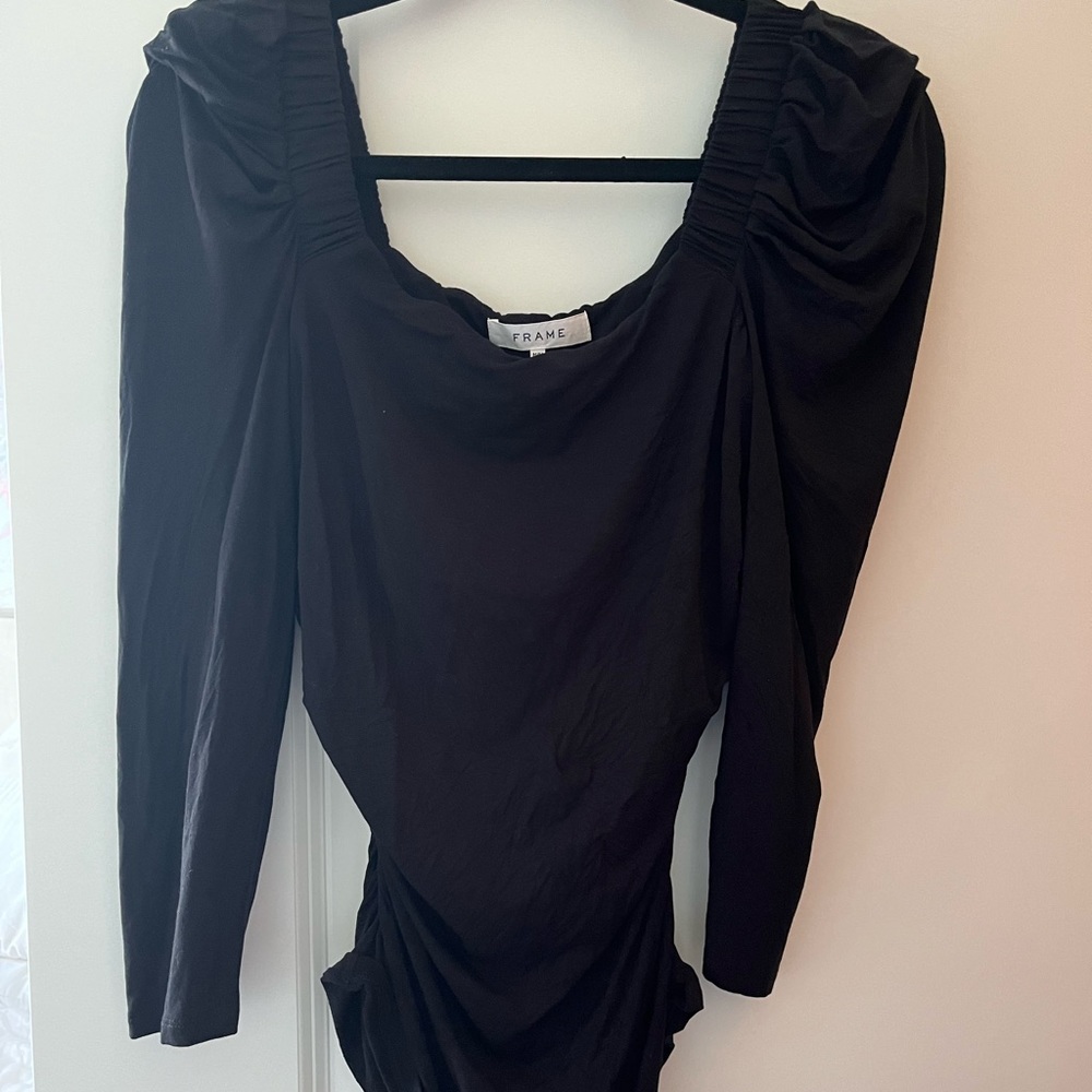 Frame black ruched puff shoulder top